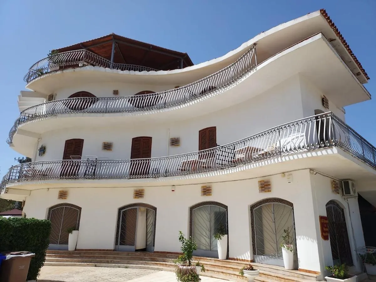 Arenella Beach Rooms contacts