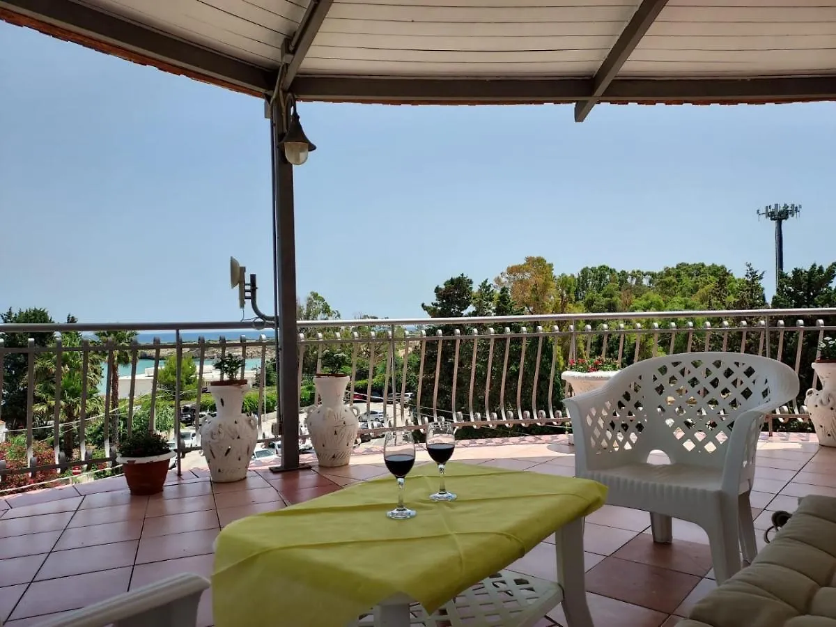 Arenella Beach Rooms 3*, Arenella (Syracuse) Italië