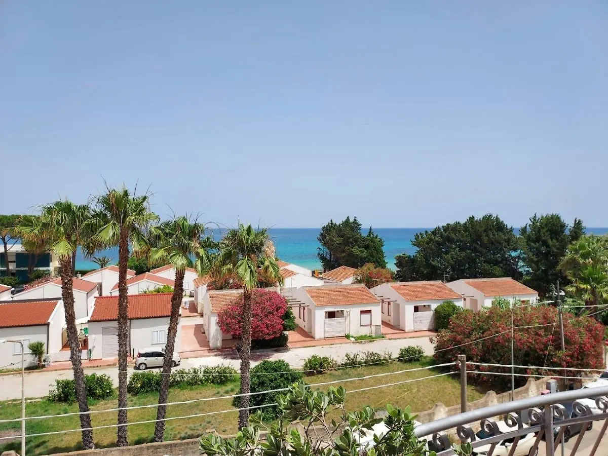 Gasthuis Arenella Beach Rooms
