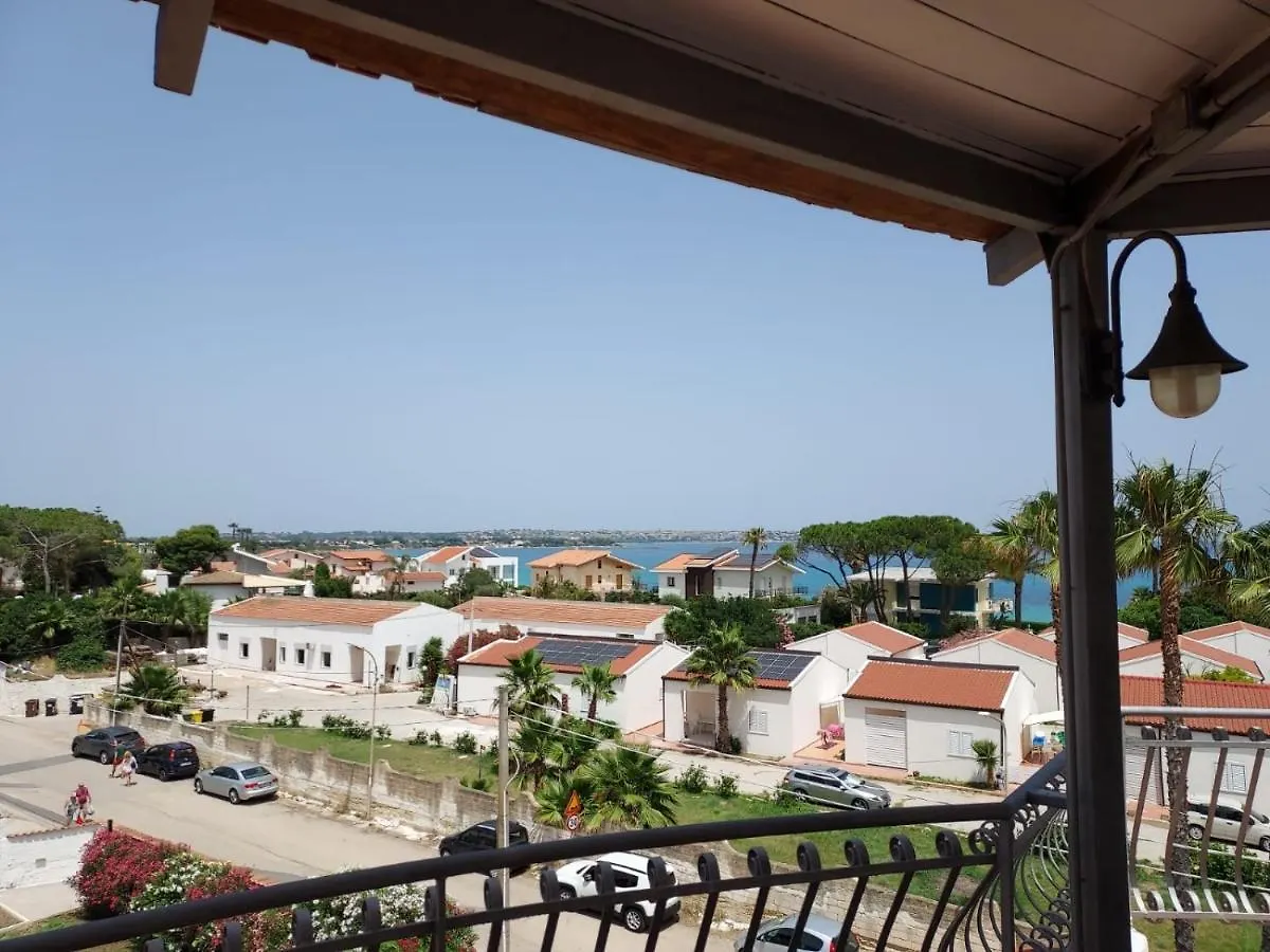 Arenella Beach Rooms Gasthuis